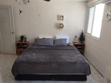Casa en Venta Villas del Sol,a Media cuadra de la Av. 60 Merida, Yucatan