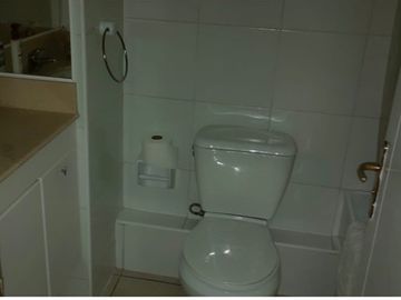 Excelente departamento en ciudad empresarial