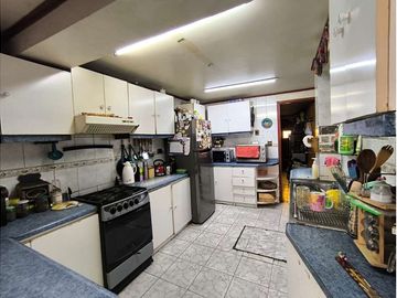 Venta de amplia y cómoda Casa en Maipú