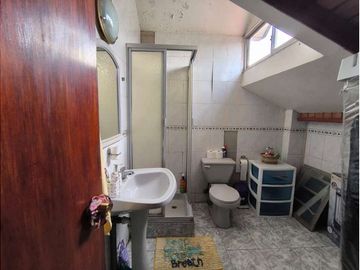 Venta de amplia y cómoda Casa en Maipú