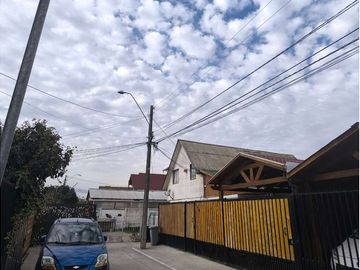 Venta de amplia y cómoda Casa en Maipú