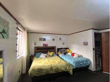 Venta de amplia y cómoda Casa en Maipú