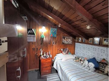 Venta de amplia y cómoda Casa en Maipú
