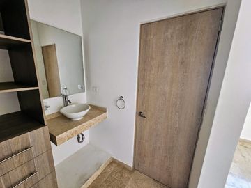 Casa en venta en esquina Parque Aguascalientes Lomas de Angelopolis Puebla