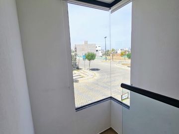 Casa en venta en esquina Parque Aguascalientes Lomas de Angelopolis Puebla
