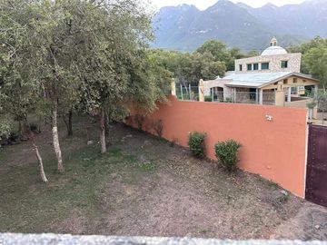 Quinta en Venta | San Francisco Villa de Santiago, N.L.