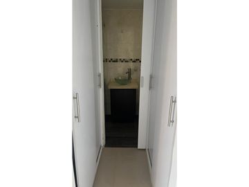 Vendo apartamento 1er piso en Valle del Lili, Cali