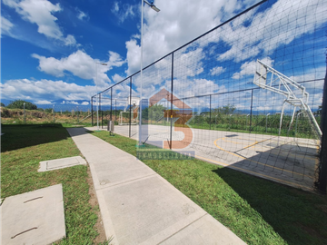 SE VENDE APARTAMENTO EN LA TEBAIDA
