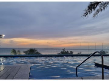 Apartamento de lujo en primera linea de Playa Salguero - 005R