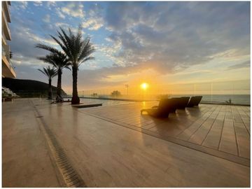 Apartamento de lujo en primera linea de Playa Salguero - 005R