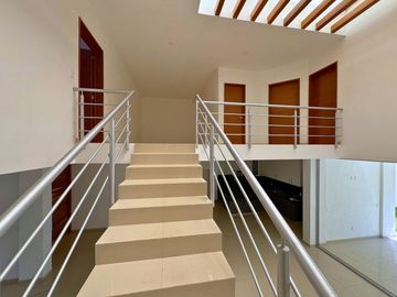 CASA EN VENTA EN BOSQUES DE SANTA ANITA
