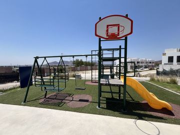 Casa NUEVA en Venta en Coto ALBAZUR en Santa Anita, Tlajomulco de Zuñiga.