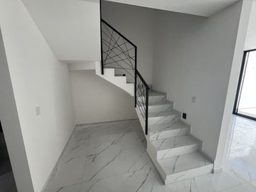 Casa NUEVA en Venta en Coto ALBAZUR en Santa Anita, Tlajomulco de Zuñiga.