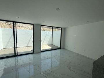 Casa NUEVA en Venta en Coto ALBAZUR en Santa Anita, Tlajomulco de Zuñiga.