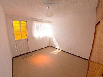 CASA EN VENTA EN BOSQUES DE ARAGON, NEZAHUALCOYOTL, EDOMEX