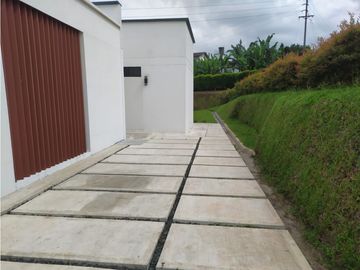 RENTA CASA CAMPESTRE EN CONDOMINIO VIA ARMENIA PEREIRA