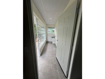 VENTA DE CASA EN LAS TABLAS ABAJO DOS RECAMARAS  301 M2