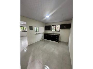 VENTA DE CASA EN LAS TABLAS ABAJO DOS RECAMARAS  301 M2