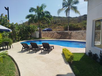 Departamento amoblado en venta en Edificio Ocean Club  CesF
