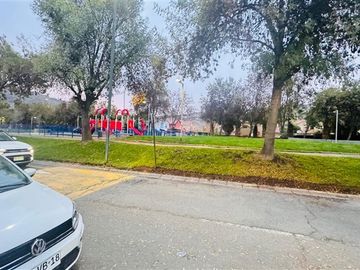 Casa en Venta en VALLE LO CAMPINO , QUILICURA