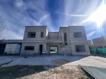 Casa en  Venta en Haras Santa Maria, Escobar