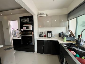 VENTA Casa de TRES NIVELES CON ALBERCA Fracc. Lomas del Sol RIVIERA VERACRUZANA