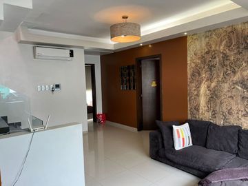 VENTA Casa de TRES NIVELES CON ALBERCA Fracc. Lomas del Sol RIVIERA VERACRUZANA