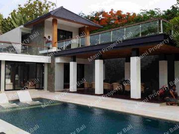 Villa Pinggir Pantai Nusa Dua