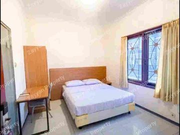 Selangkah PETRA!️Kost Exclusive Ngomset Siwalankerto Surabaya