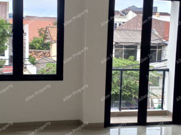 Dijual Rumah Baru Modern siap huni 3Lt di Kran 5 Kemayoran JakPus