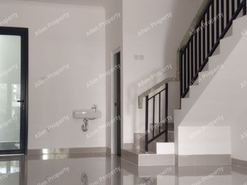 Dijual Rumah Baru Modern siap huni 3Lt di Kran 5 Kemayoran JakPus