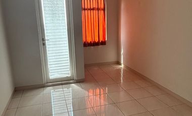 Disewakan  atau Dijual Apartemen studio  Springlake Summarecon Bekasi