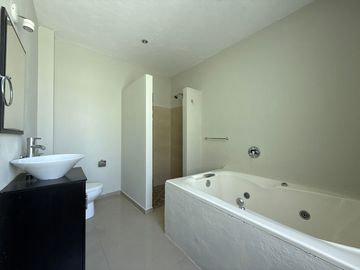 Casa en venta en Bosque Real