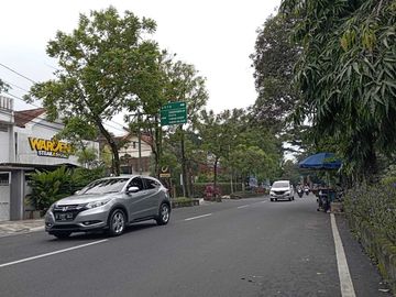 DIJUAL BUTUH UANG RUMAH DI POTOS JALAN BOGOR, KLOJEN, KOTA MALANG
