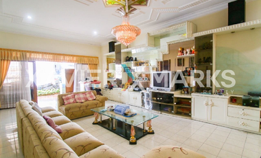 Rumah Mewah Furnish di Esberg Tidar malang luas 861m2 ada 5 kamar