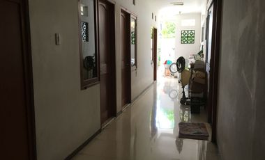 Rumah Araya 1.000m2 ada Pool dengan 6Kamar tidur dekat Sekolah Petra