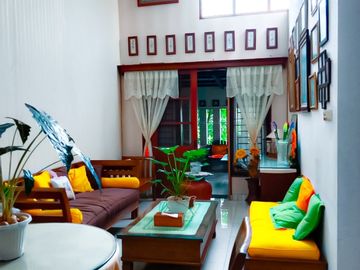 Rumah Bagus Terawat Siap Huni, Kemang Pratama 2