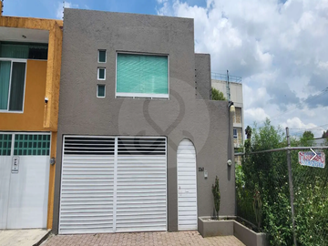 Casa en venta en Lázaro Cárdenas