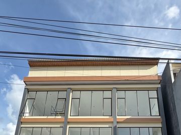 Ruko Sewa Strategis Pinggir Jalan Besar Samarinda Kota 9000