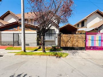 Casa en Venta en PARQUE REAL , QUILICURA