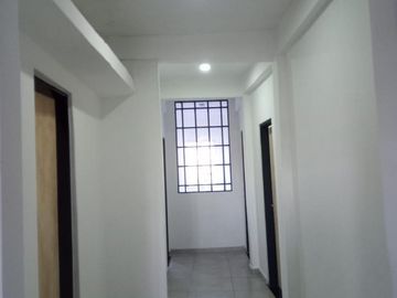 Comoda casa sobre Espora 8515, ciudad de Glew