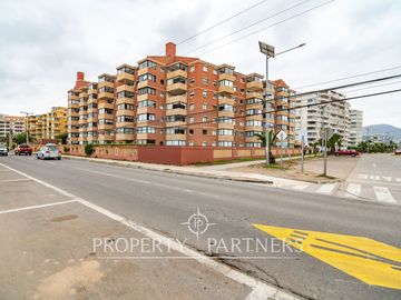 Venta departamento PRIMERA LÍNEA, Edificio Piedra Blanca, La Serena