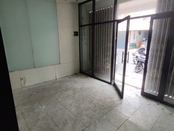 Di Jual Ruko 3 Lt Grand Flower Jl. Pasar Kembang, Surabaya