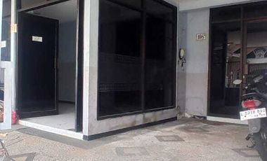 Dijual Rumah siap huni,di Nirwana Eksekutif blok CC, Surabaya