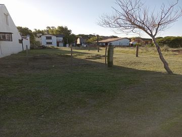 Oportunidad interesante lote en PH