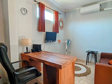 AMR-103.GDJ | For Rent Classic Pavillion House 2 BR in Renon Centre