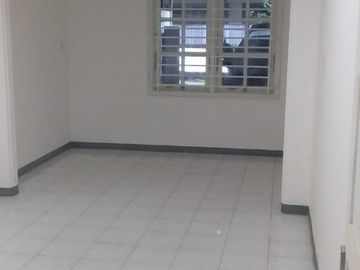 dijual rumah lama siap huni di kebayoran baru