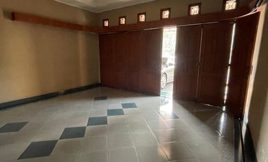 Rumah Araya Tahap 1 dimensions 15x25 meter ada 5 kamar dekat Petra