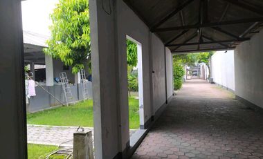 AUD21 JUAL GUDANG AREA KEDIRI LUAS 1578 SHM PARKIR LUAS