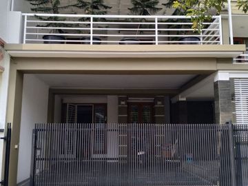 DI JUAL RUMAH SEMI FURNISH KAWASAN KEMANG PRATAMA